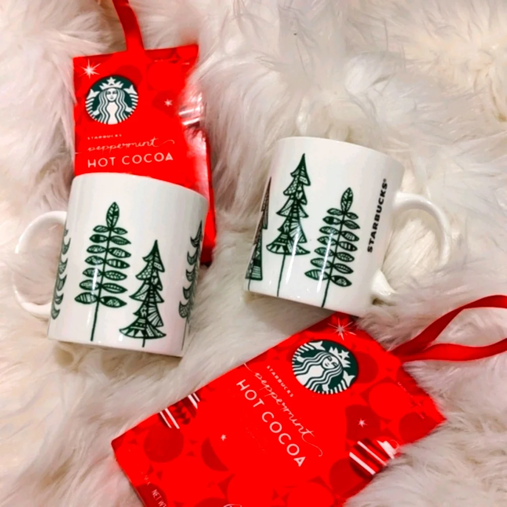 Starbucks 2015 Holiday Christmas Tree Hot Mug Set
